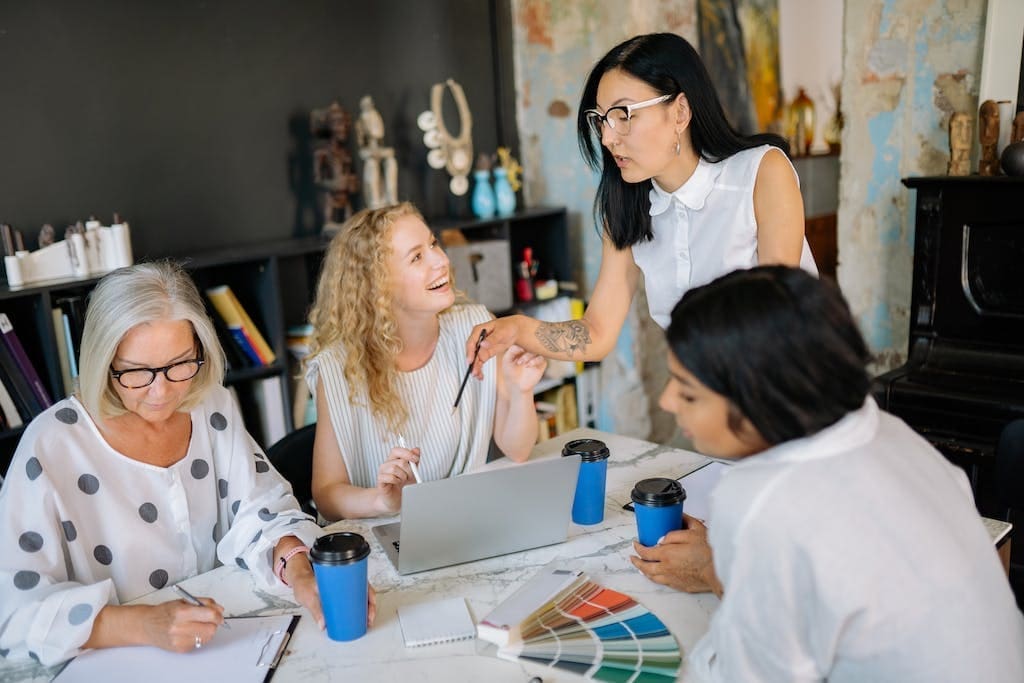 Free stock photo of adult, businesswoman, child